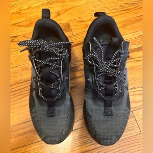 Nike Black and Gray AIR MAX Athletic SNEAKERS Shoes